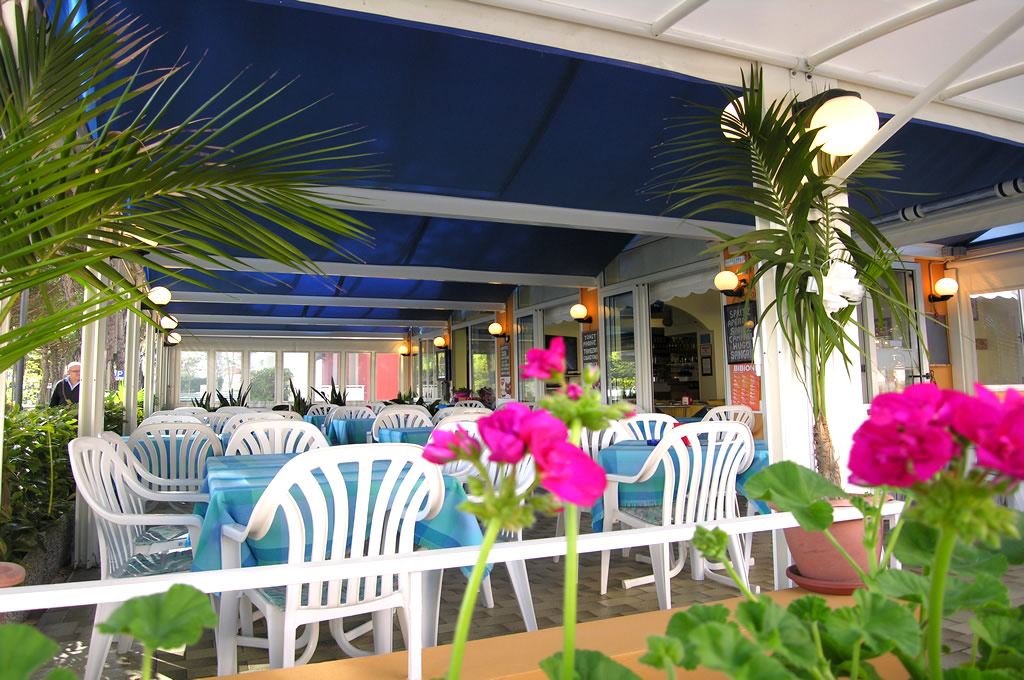 Vista della terrazza dell'hotel a Bibione